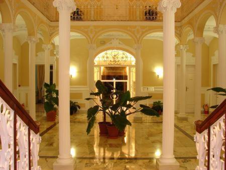 Victoria Hotel Trujillo Luaran gambar